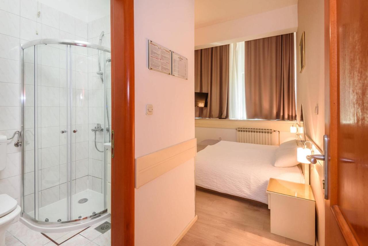 Hotel Mb Metković Extérieur photo