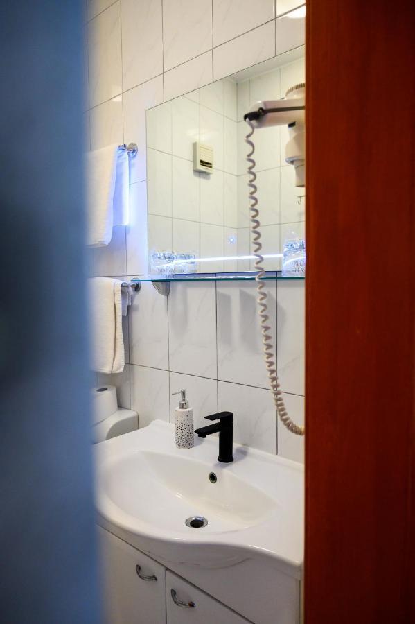 Hotel Mb Metković Extérieur photo